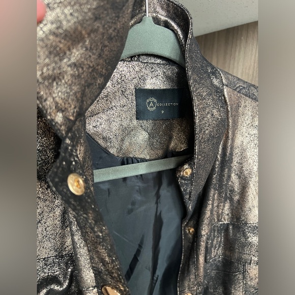 Cropped Jacket - Picture 8 of 8